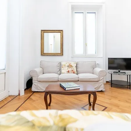 Downtown With Terrace And Garage Apartamento Como